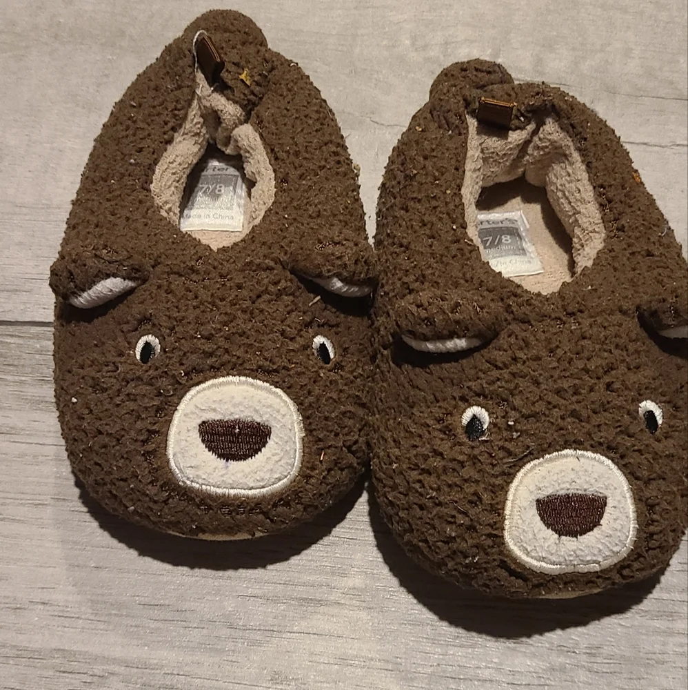 🍦 Carters baby bear slippers🧋